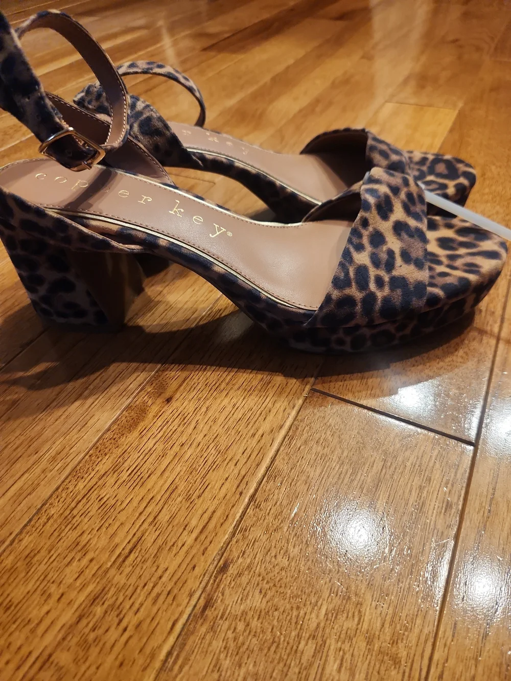 Copper Key Leopard Print Platform Block Heel Sandals Women’s Size 10M